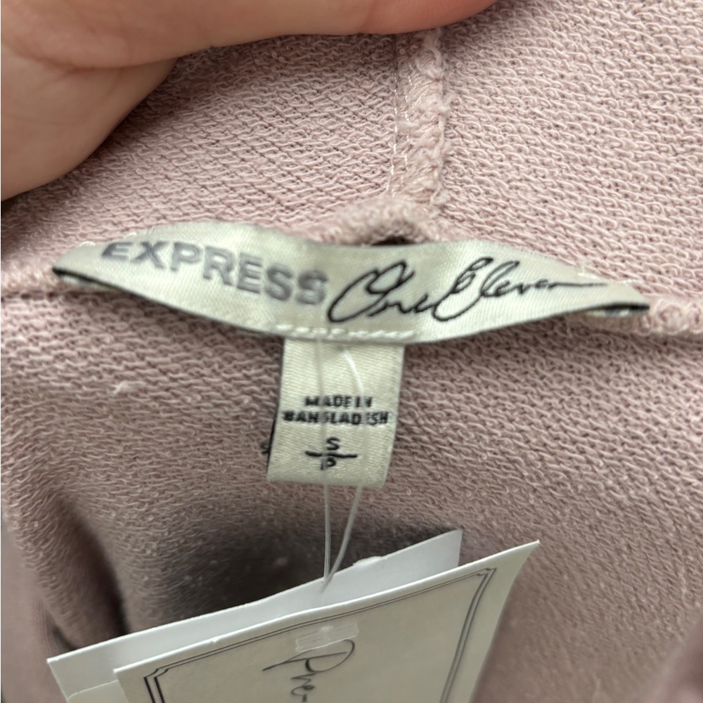 Express Lounge Pullover - Picture 5 of 5